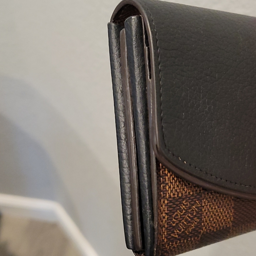 Wallet - Picture 6 of 8